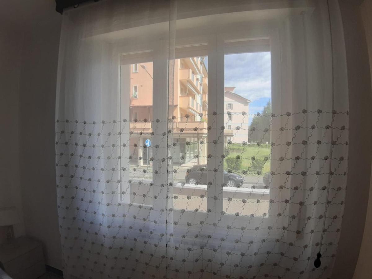 Appartamento Centrale Fino A 8 Posti Letto 蓬特雷莫利 外观 照片